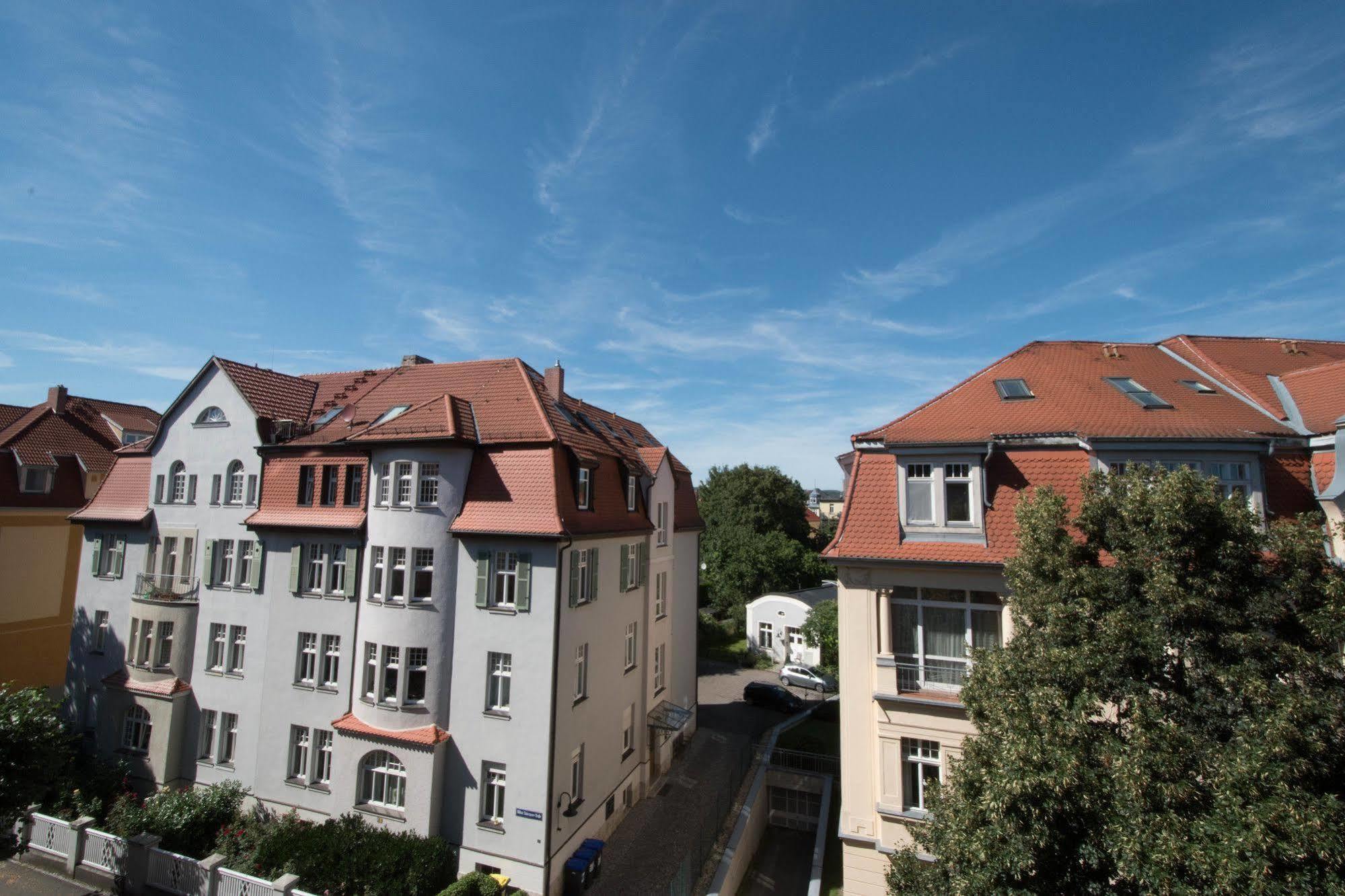 Modern Design Im Klassischem Altbau Weimar  Exteriör bild